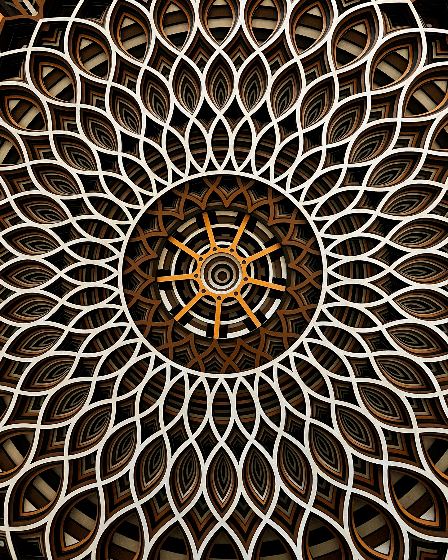 Nucleus | 60x60 cm